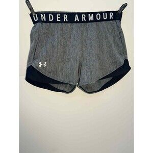 Under Armour ~ Loose HeatGear Shorts w Pockets ~ Women's Size S